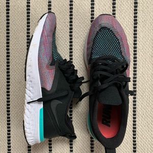 Nike Odyssey React Flyknit